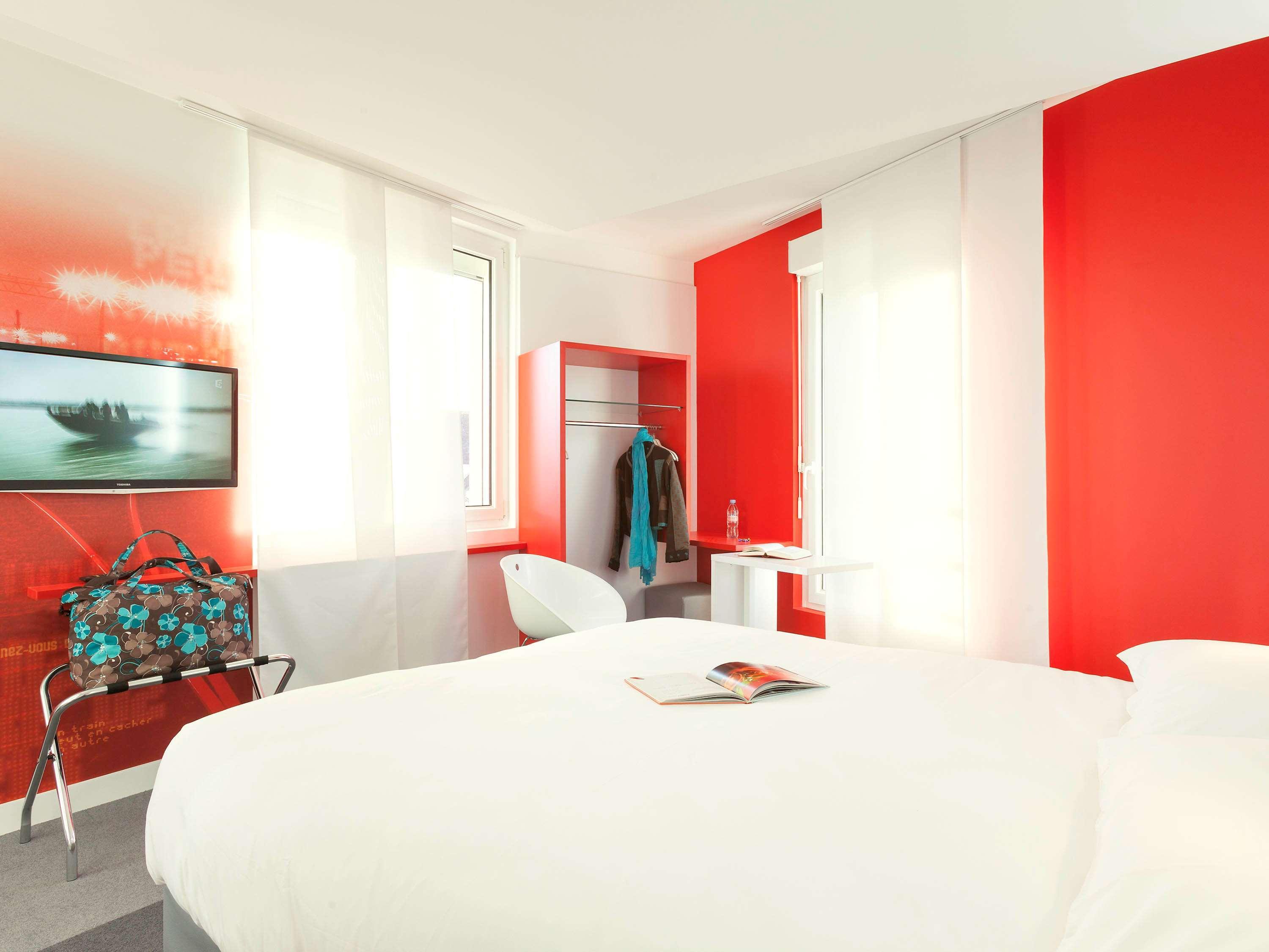 Ibis Styles Vannes Gare Centre Zewnętrze zdjęcie