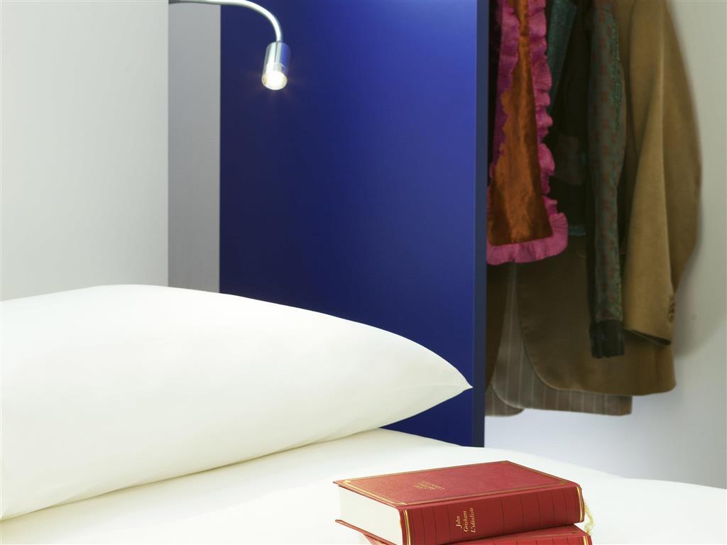 Ibis Styles Vannes Gare Centre Zewnętrze zdjęcie