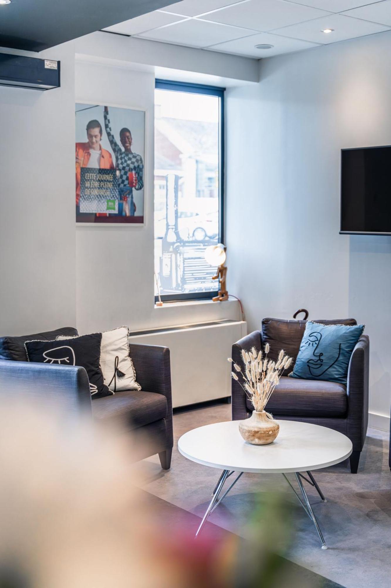 Ibis Styles Vannes Gare Centre Zewnętrze zdjęcie