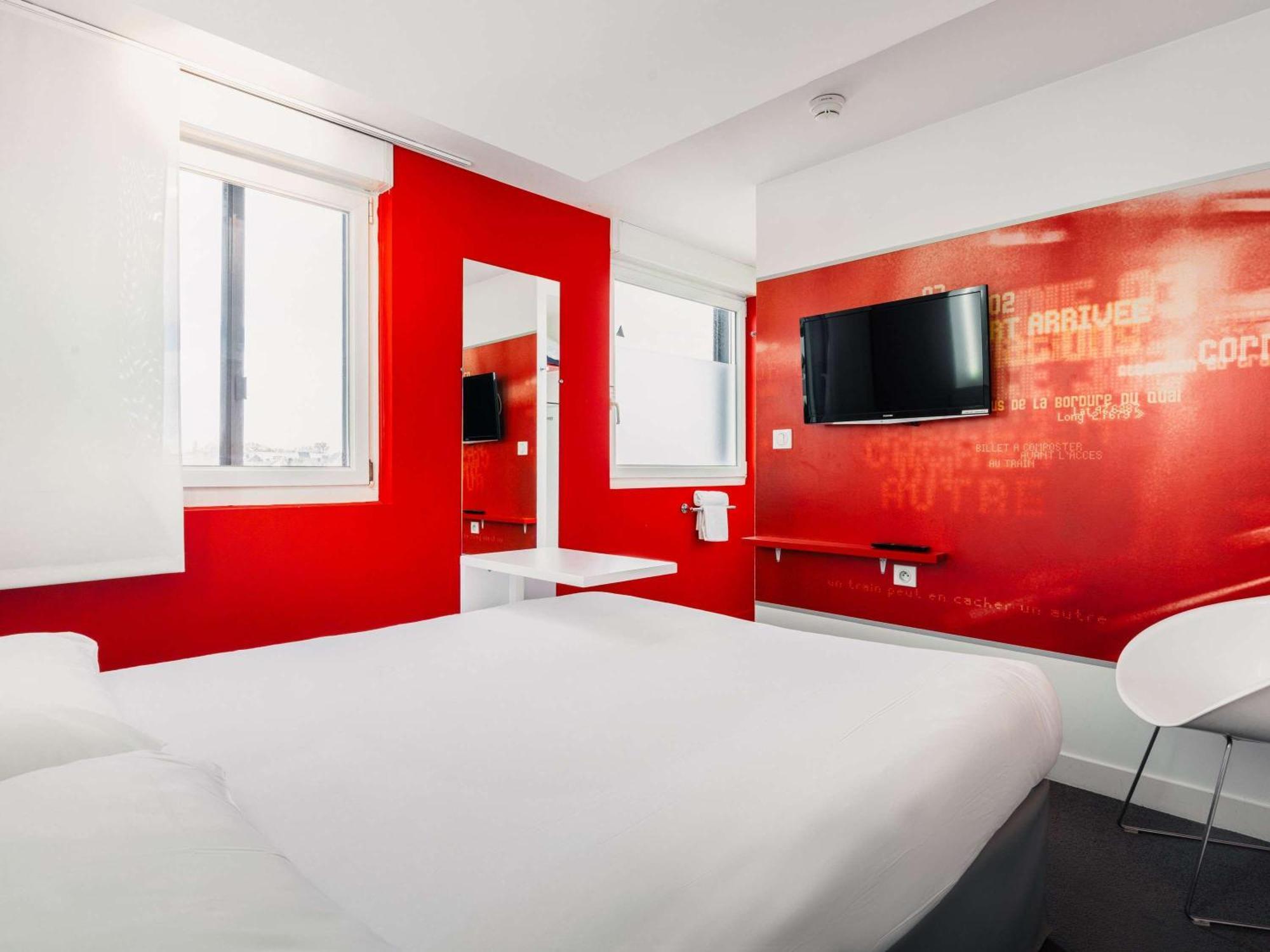 Ibis Styles Vannes Gare Centre Zewnętrze zdjęcie